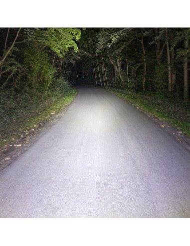 Scheinwerfer Sigma Buster 1100 USB mit Schraubhalterung