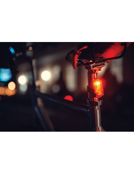 Rücklicht mit Bremslichtfunktion Axa Dwn 1 Lux USB-C wiederaufladbar