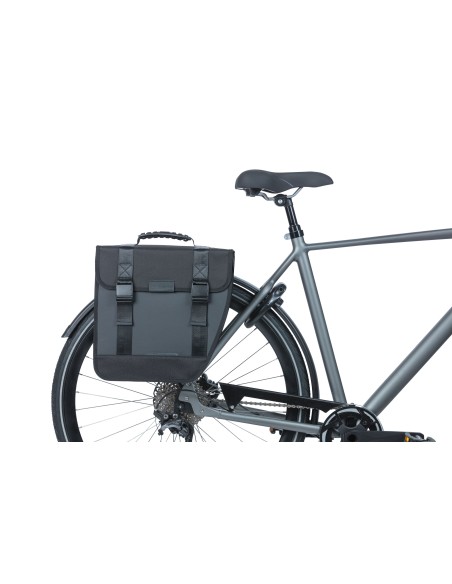 Fahrradtasche Basil Tour Waterproof Right 14 Liter 34 x 14 x 34 cm  - Schwarz
