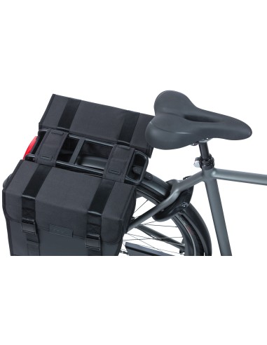 Doppelpacktasche Basil Tour Waterproof 28 Liter 34 x 14 x 34 cm - Schwarz