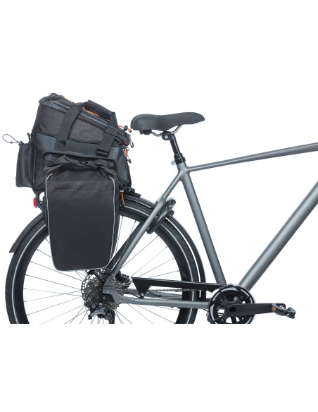 Tasche für Gepäckträger Basil Miles Tarpaulin XL Pro 9-36 Liter 31 x 23 x 20 cm - black orange
