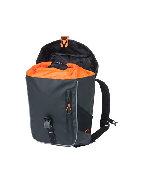 Rucksack Basil Miles Tarpaulin 17 Liter 31 x 17 x 44 cm - Schwarz/Orange