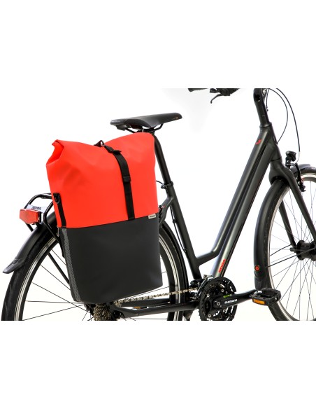 Fahrradtasche New Looxs Nyborg 17 Liter 30 x 17 x 37 cm - Rot/Schwarz